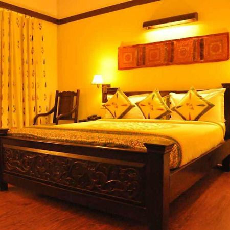 Hotel Ram Vilas Jaipur Buitenkant foto