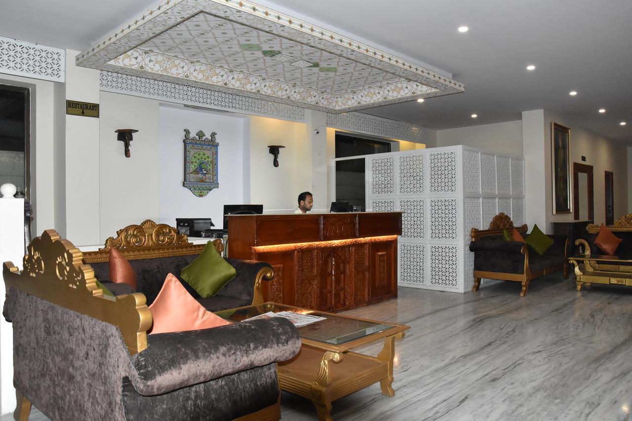 Hotel Ram Vilas Jaipur Buitenkant foto