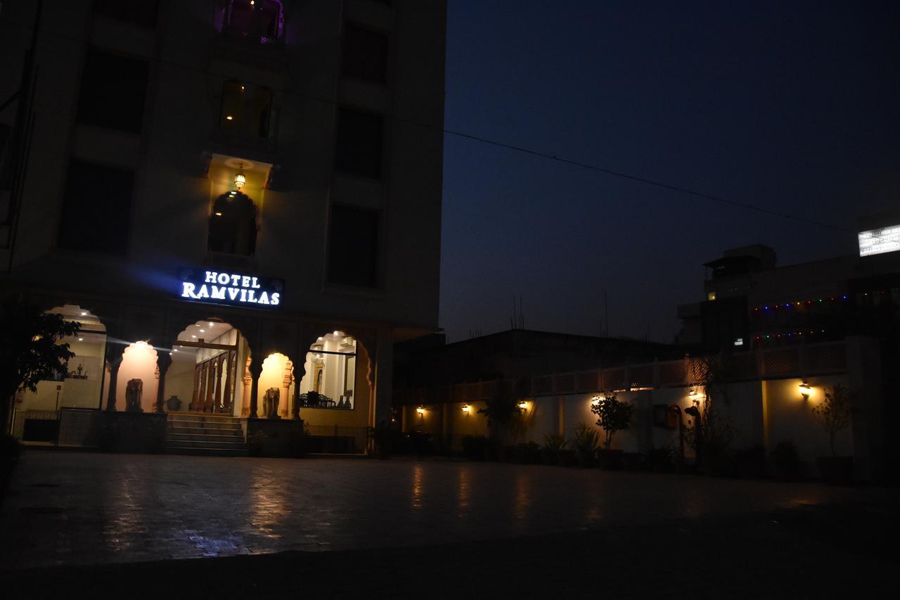 Hotel Ram Vilas Jaipur Buitenkant foto